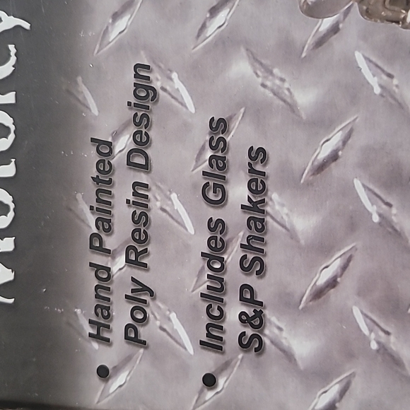 New Motorcycle salt and pepper set - Picture 3 of 5